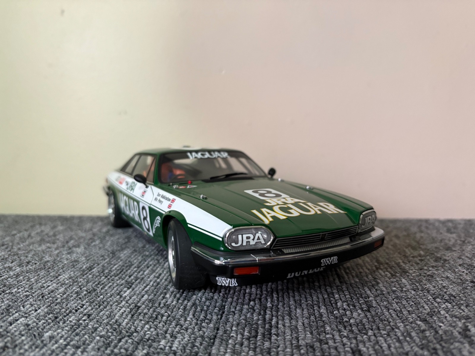 AUTOart 1:18 Jaguar XJ-S 1985 Bathurst #8 Walkinshaw Percy 3rd Place LE 416/800