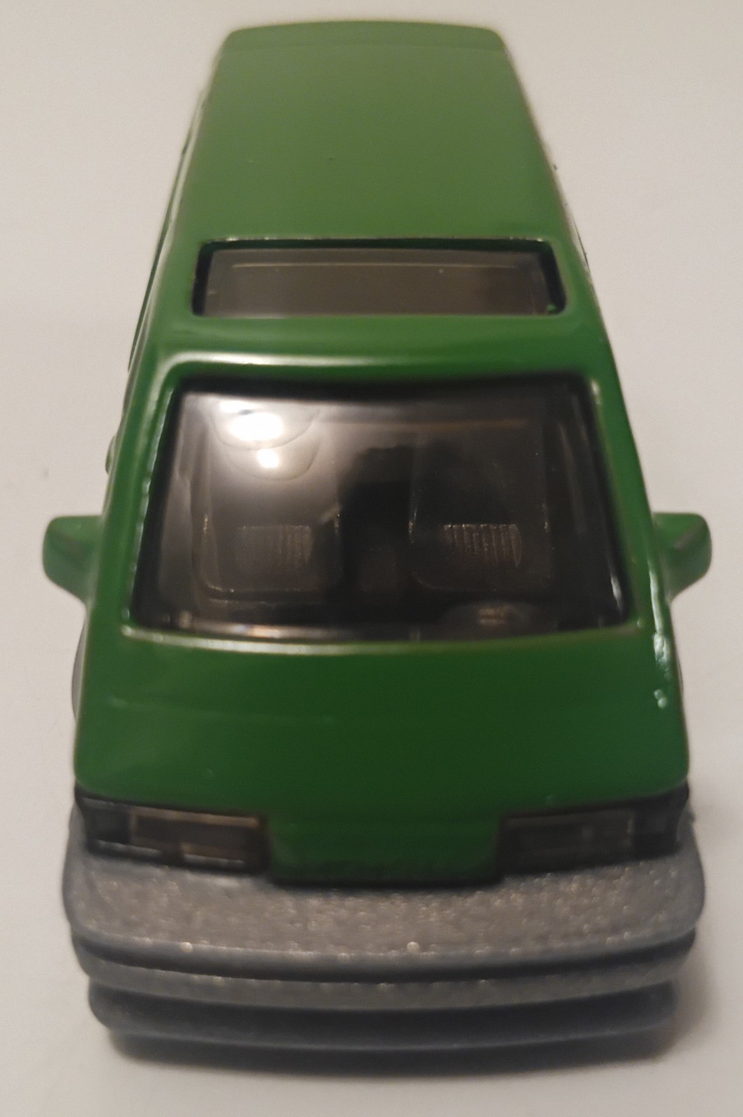 Hot Wheels: 1986 Toyota Van (Gone in Sixty Seconds Series 3-Momoko)