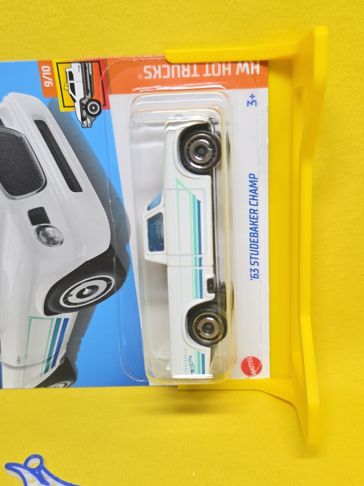 Hot Wheels HW Hot Trucks 9/10 ’63 Studebaker Champ 155/250 White & Gift 🔥61