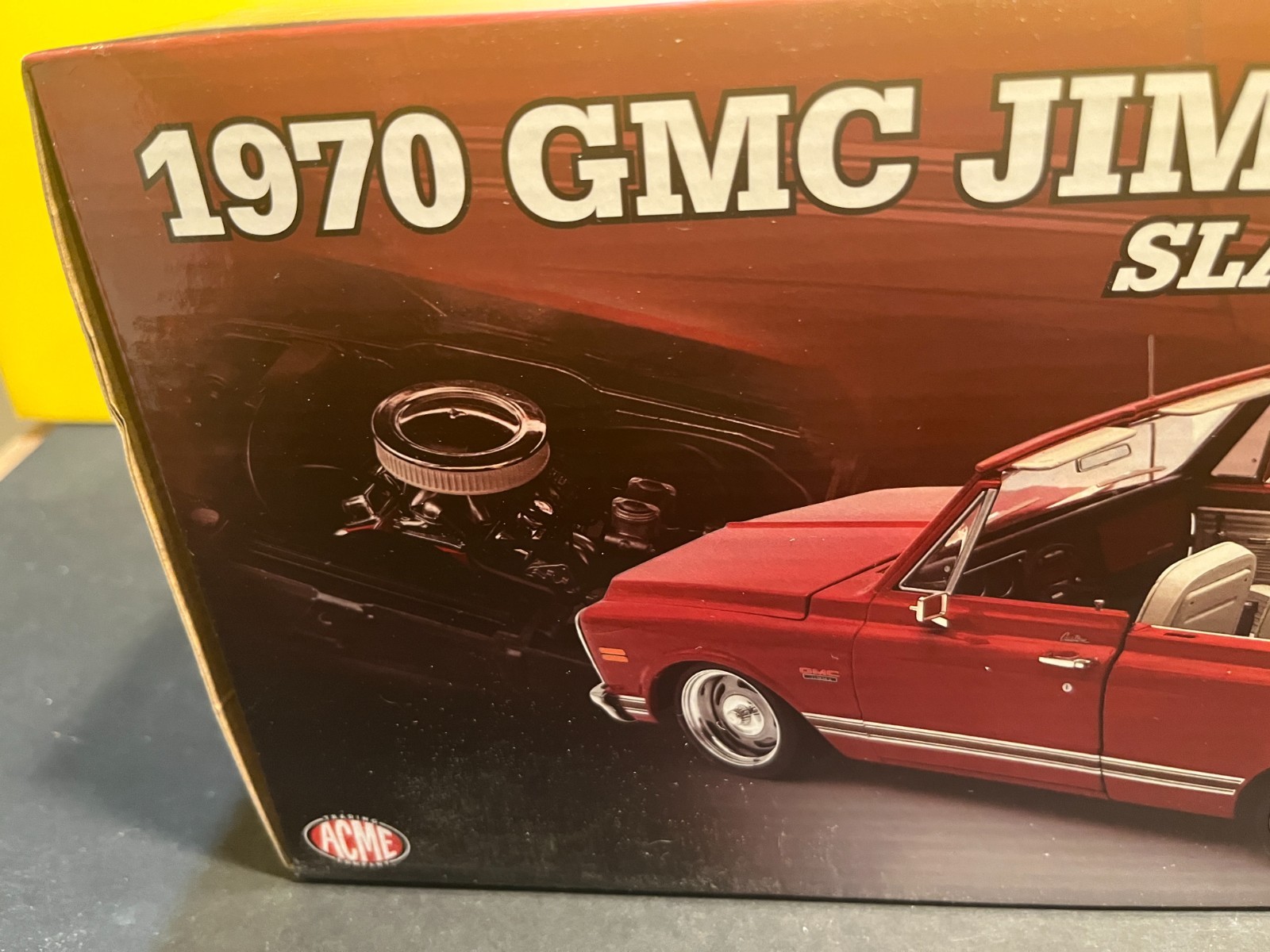 1/18 ACME 1970 GMC JIMMY LOWERD TWD RED WITH WHITE REMOVABLE TOP 1 OF JUST 402