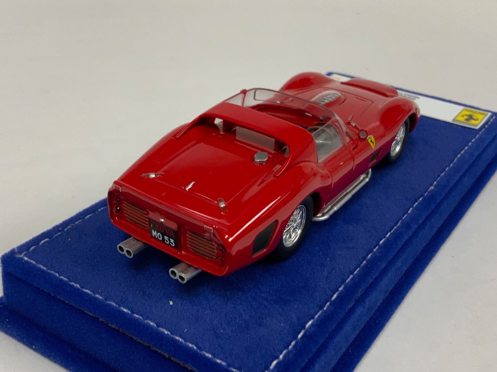 1/43 IXO Ferrari 330 TR from 1962 in Rosso Corsa red Suede base AB1163