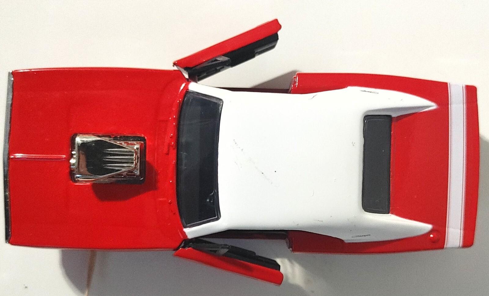 Jada Toys #30619 1:32 Scale 1970 Dodge Charger Red