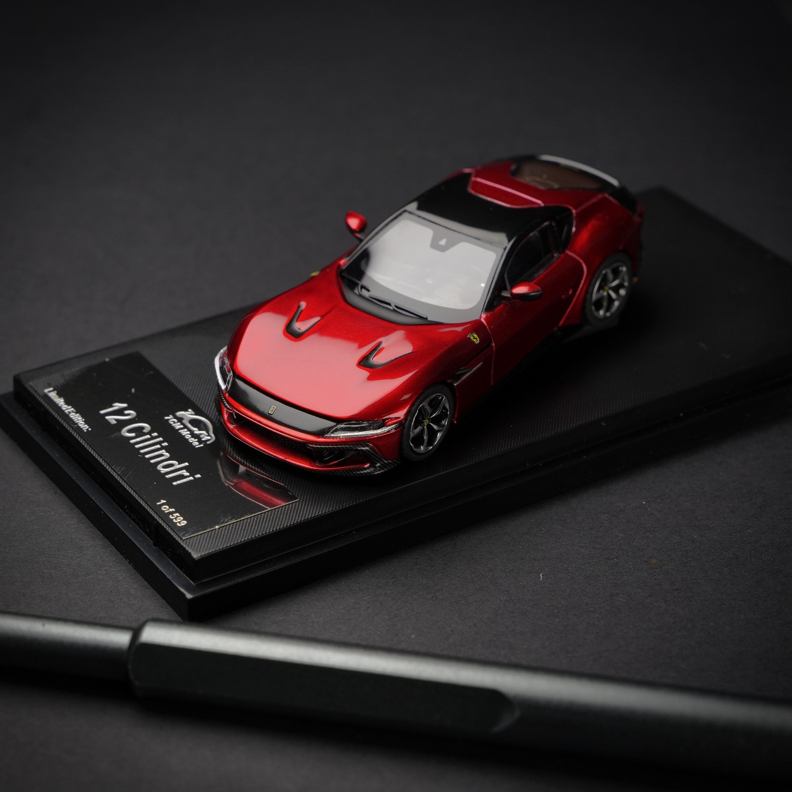 1/64 12 Cilindri Open Front Hood Diecast Alloy Car Model Collectible