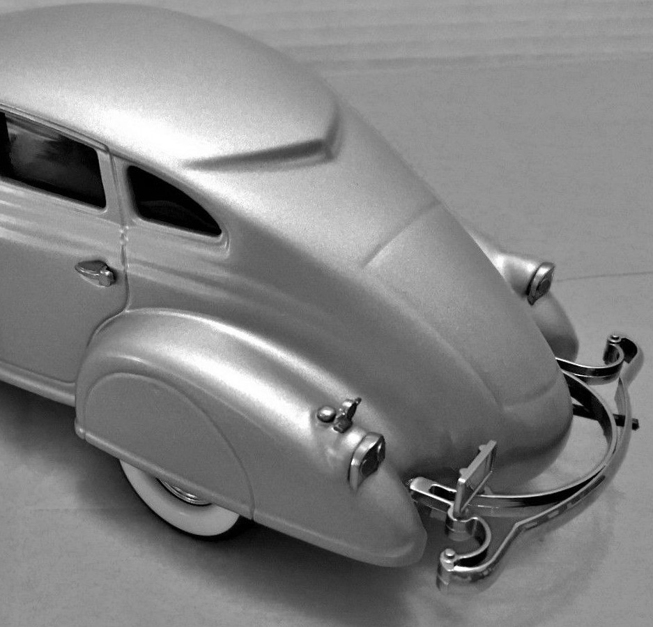 Vintage Classic Car Custom Built Metal Model Concept Hot Rod Race Sports Promo
