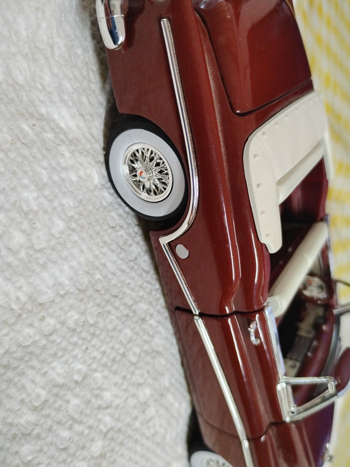 Signature Models 1953 Buick Skylark Convertible 1/43 Scale Diecast Loose