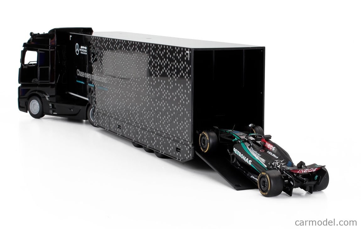 Bburago 1:43 Mercedes-Benz Actros Gigaspace & F1W15 #63 Russell – Racing Hauler