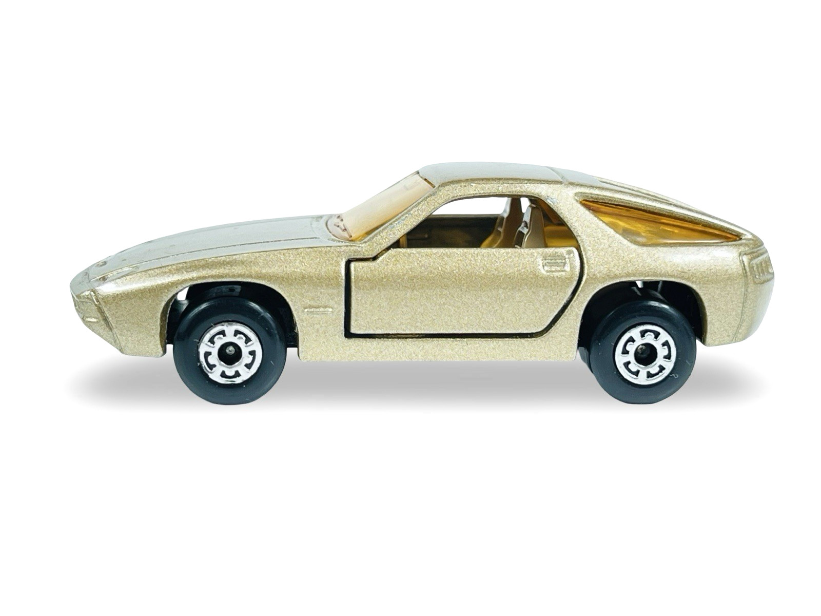 Matchbox Lesney Superfast MB59 Gold Porsche 928 w/Original L Box