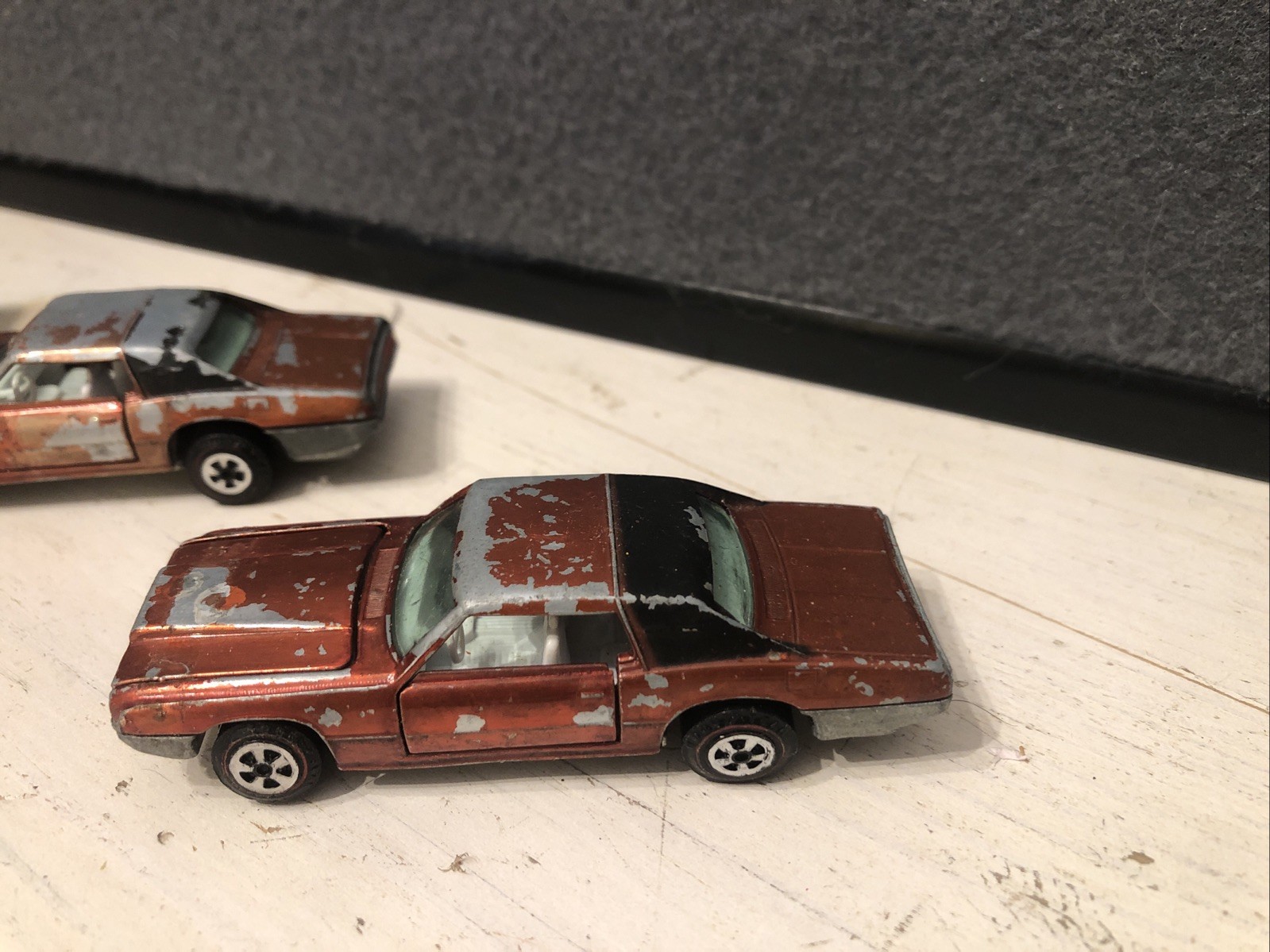 3 Vintage Johnny Lightning Topper 1969 1-Red,2-bronze Custom Thunderbird Redline