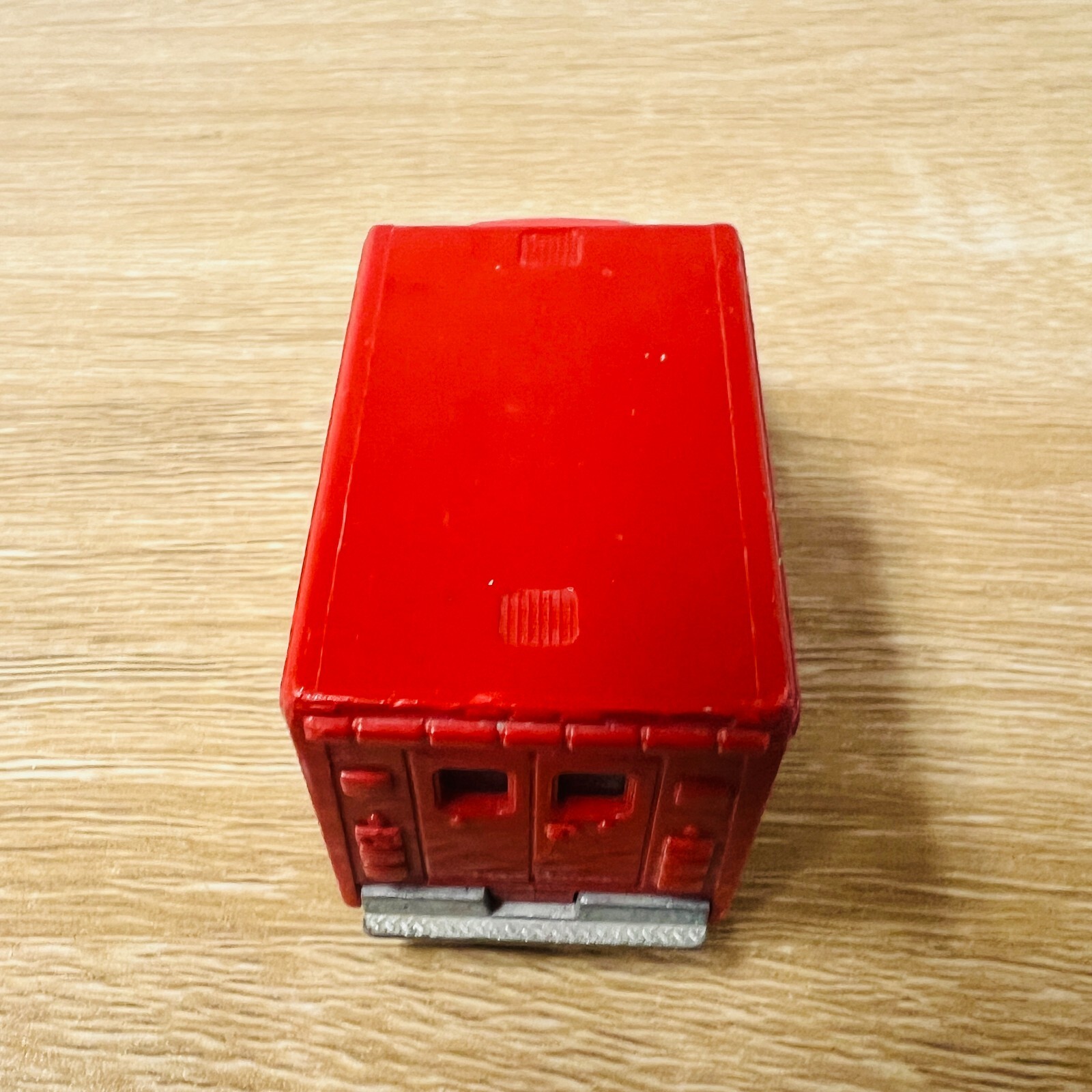 Ford E350 Ambulance 2009 Red 2014 Heroic Rescue MB771