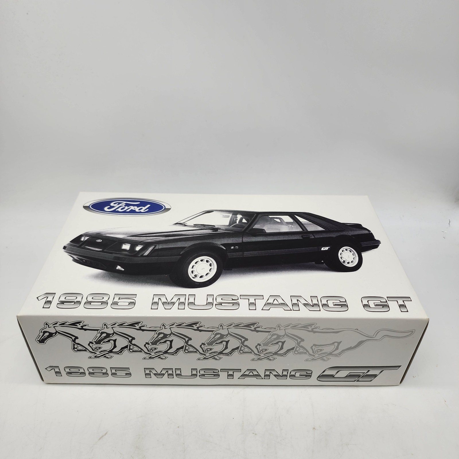 52Z GMP Black 1985 Ford Mustang 5.0 GT 1:18 New Open Box Rare HTF 1909/3000