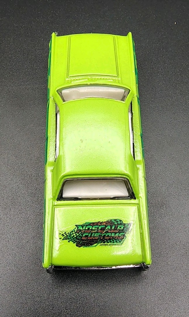 Custom Hot Wheels 64 Lincoln Continental Lime Green 4SP2T Wheels NoScalpCustoms