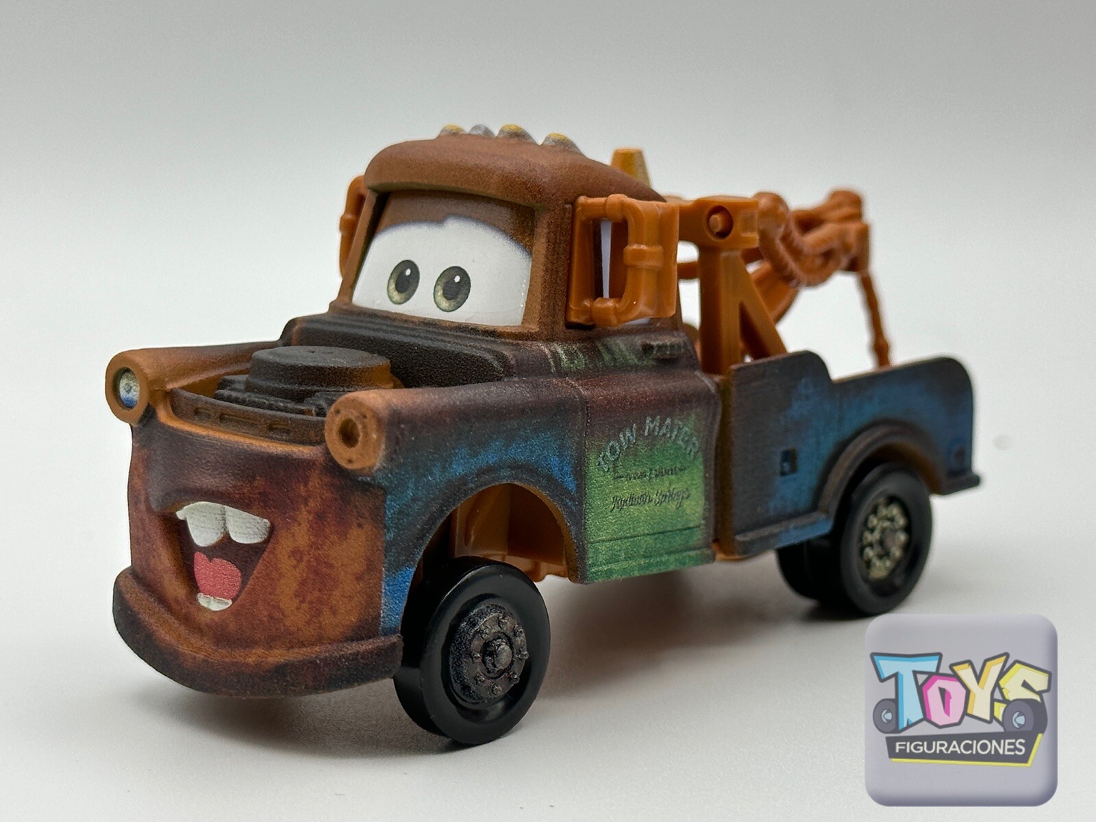 Disney Pixar Cars ROAD TRIP MATER New Smiling Face And Raised New For 2023