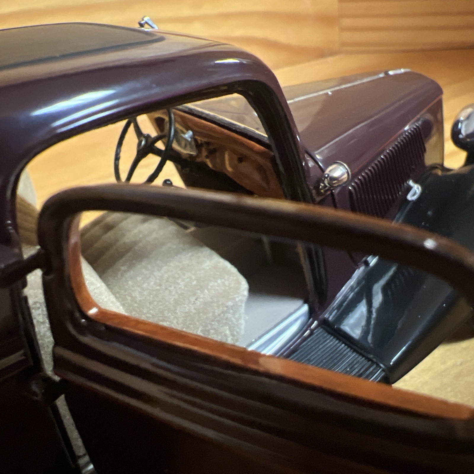 1933 Ford Deluxe Coupe Model 40 Coach Maroon Danbury Mint Diecast Replica