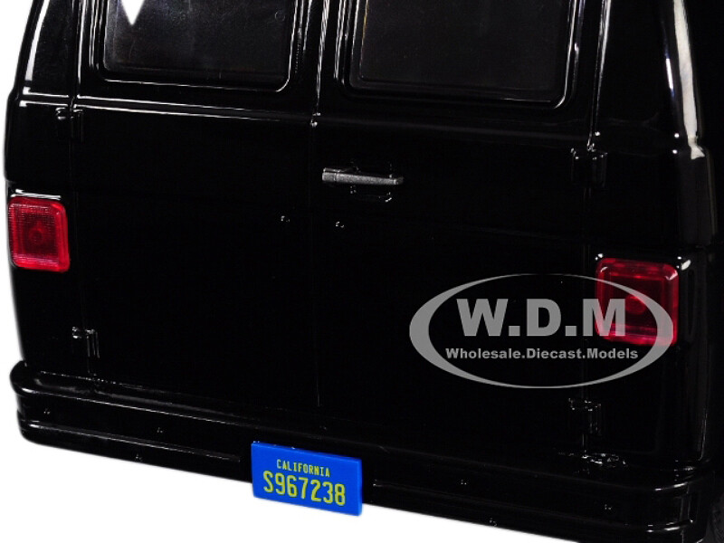 1983 GMC VANDURA BLACK & SILVER “THE A-TEAM” 1/18 DIECAST MODEL GREENLIGHT 13521