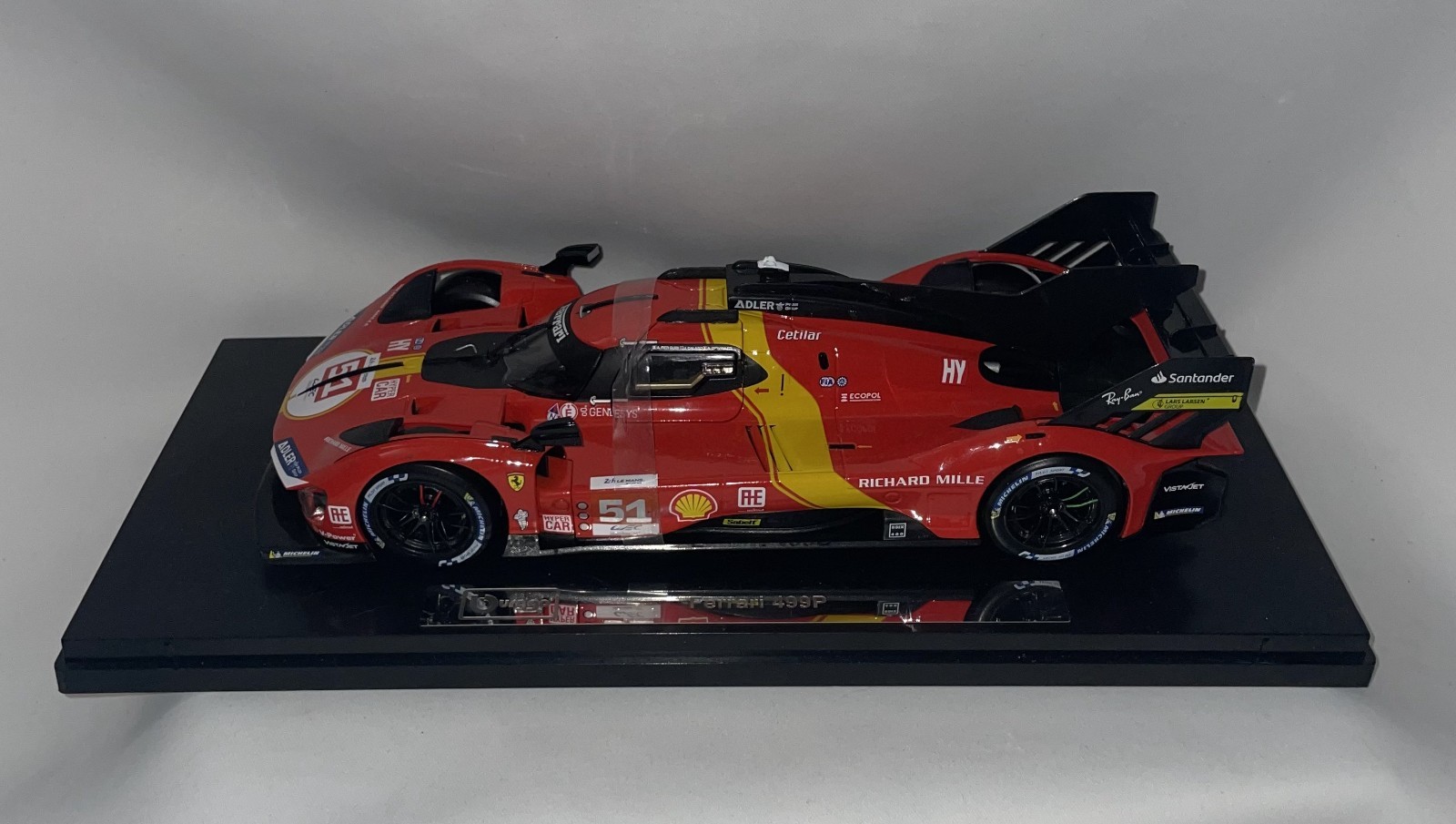 Bburago 1:18 Scale Die Cast Model FERRARI 499P # 51