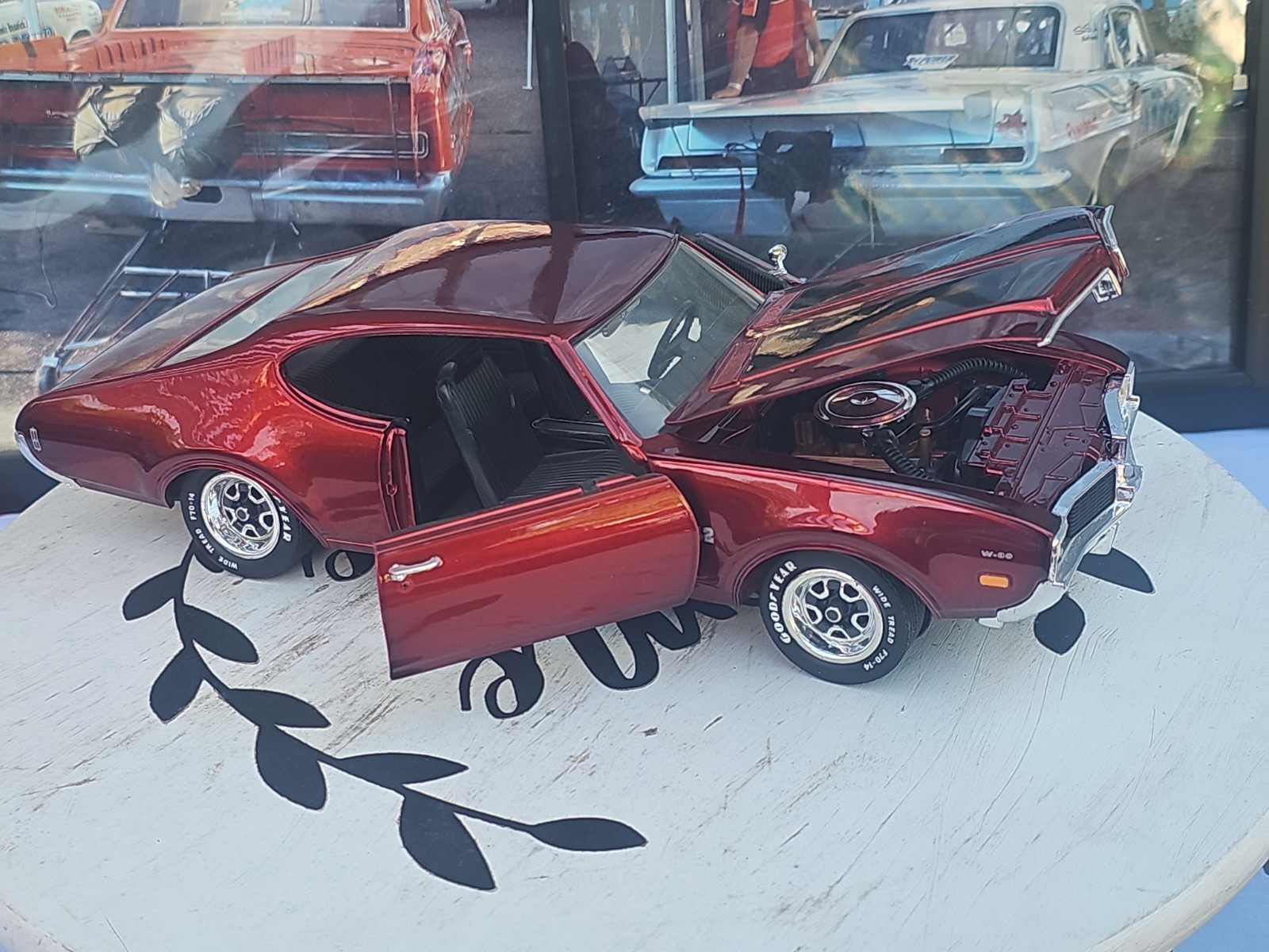 ERTL American Muscle 2 GRAND Series Diecast 1969 Olds 442 W-30 Red W/ Black 1/18