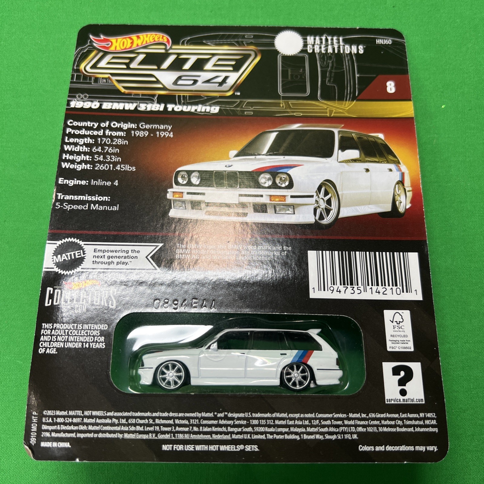 Hot Wheels Elite 64 #8 1990 BMW 318i Touring White 1:64 Diecast Real Rider HNJ60