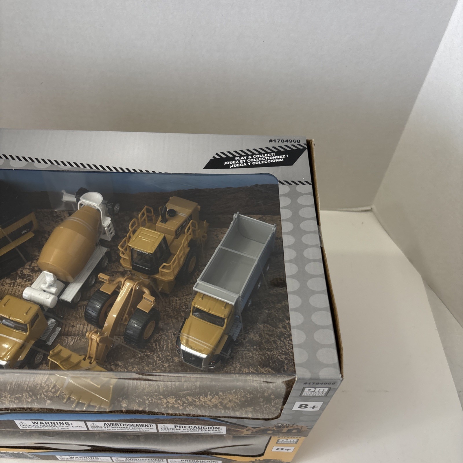 Diecast Masters 1:64 CATERPILLAR Metal Construction Trucks 2 Sets Of 4 – SEALED