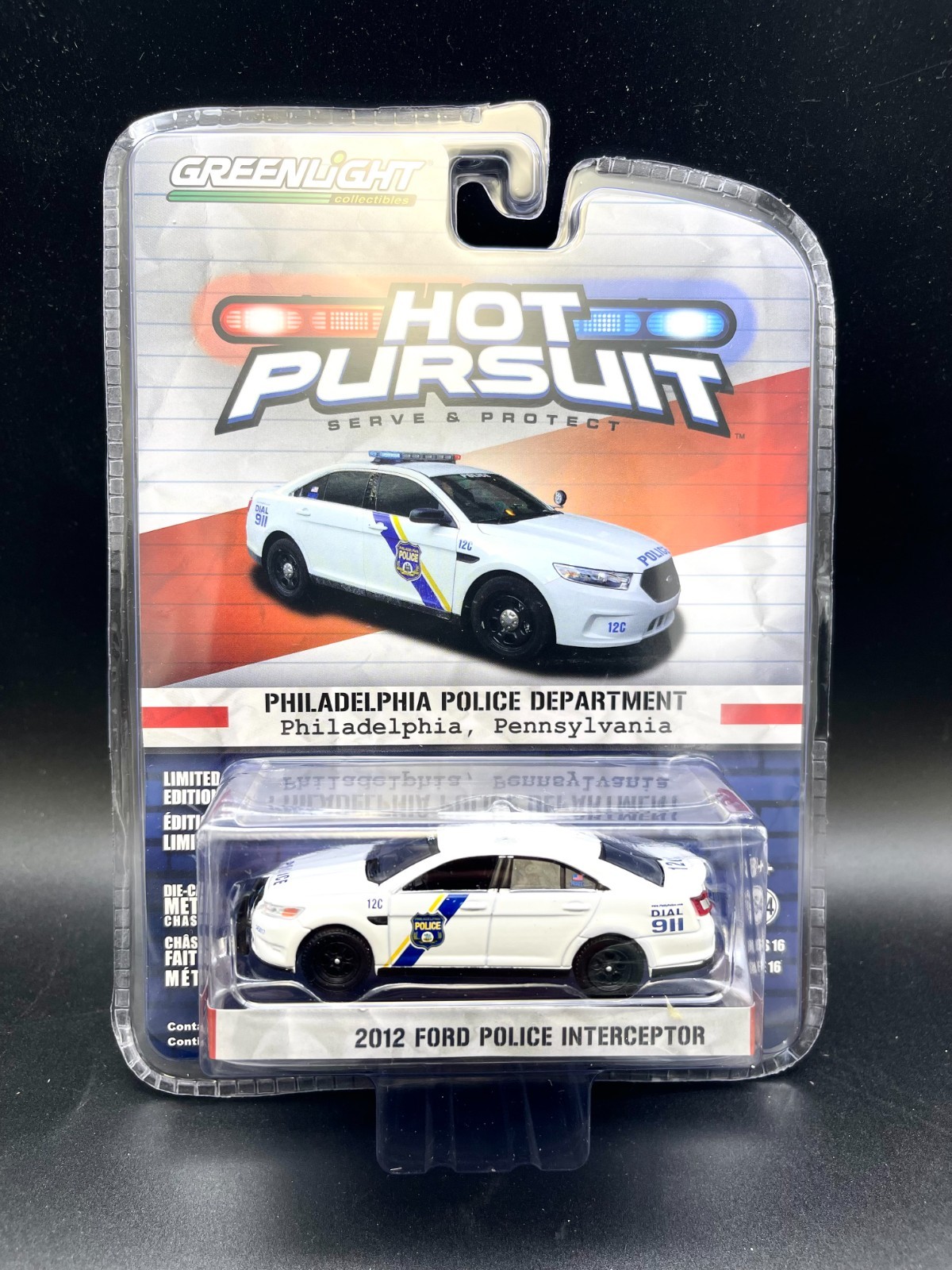 Greenlight Hot Pursuit 16 Philadelphia PA 2012 Ford Taurus Police Interceptor D2