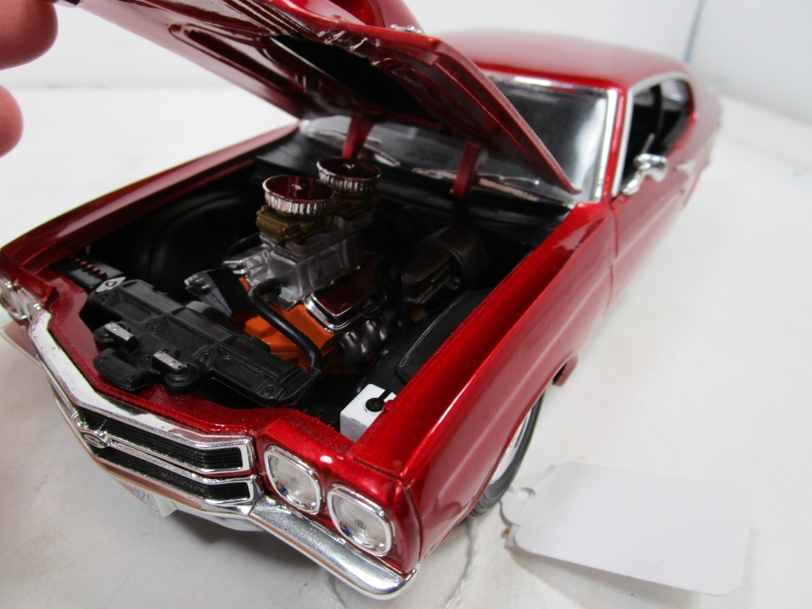 WELLY 1/18 CANDY RED 1970 CHEVY CHEVELLE SS 454 PRO STREET VERY NICE