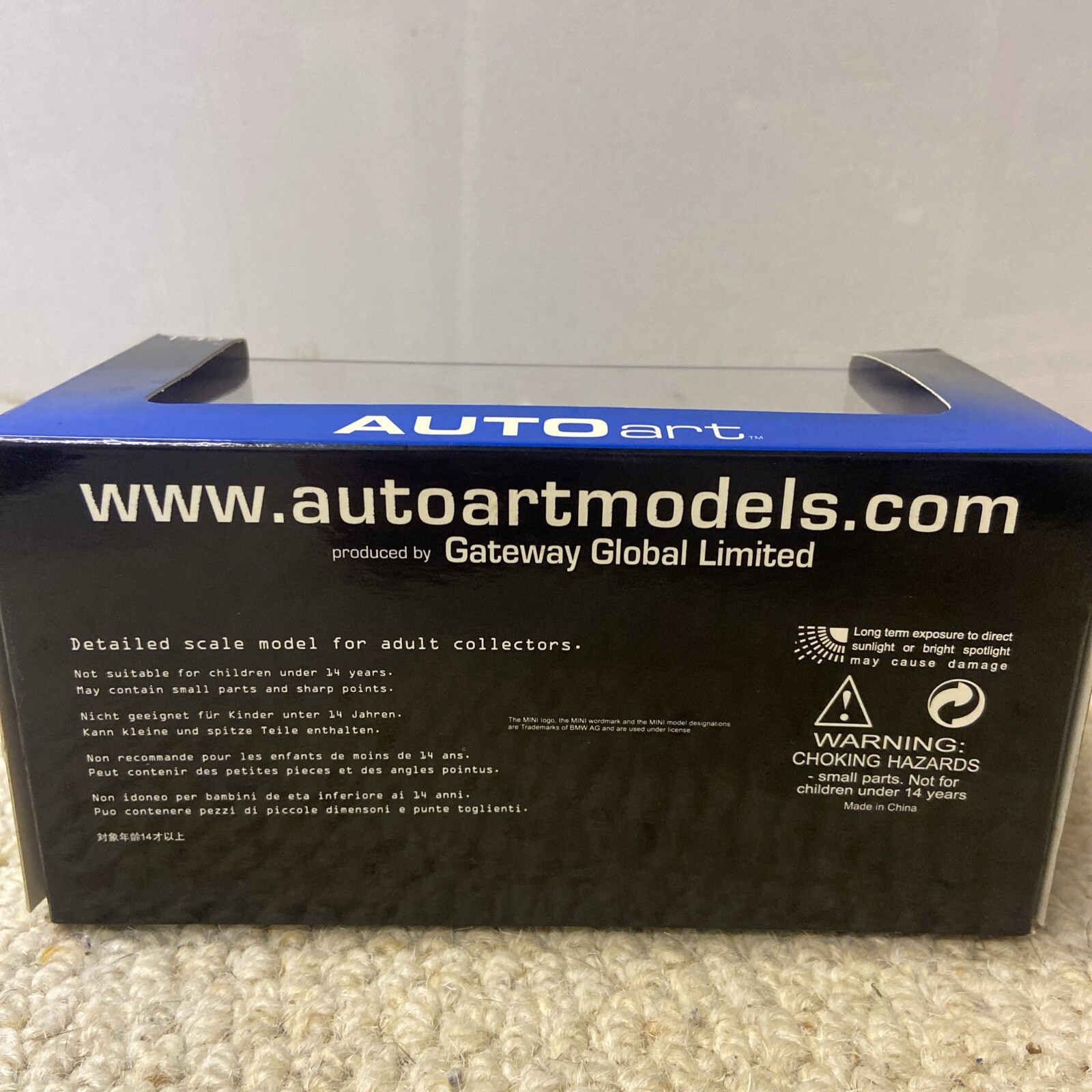 BMW MINI COOPER AUTOART DARK BLUE WITH WHITE ROOF MODEL CAR 1:43 SCALE