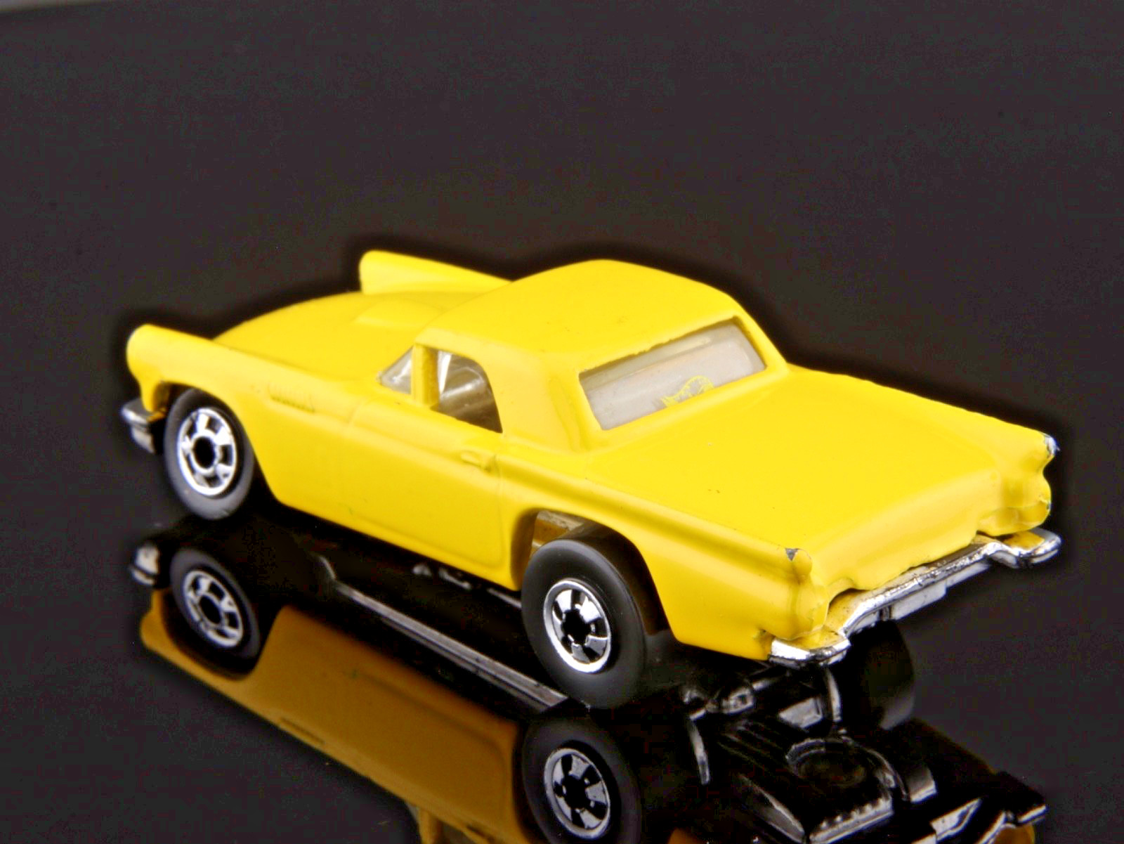 1977 Hot Wheels 5-Pack Exclusive ~ 1957 FORD T-BIRD ~ Blackwall Diecast Yellow
