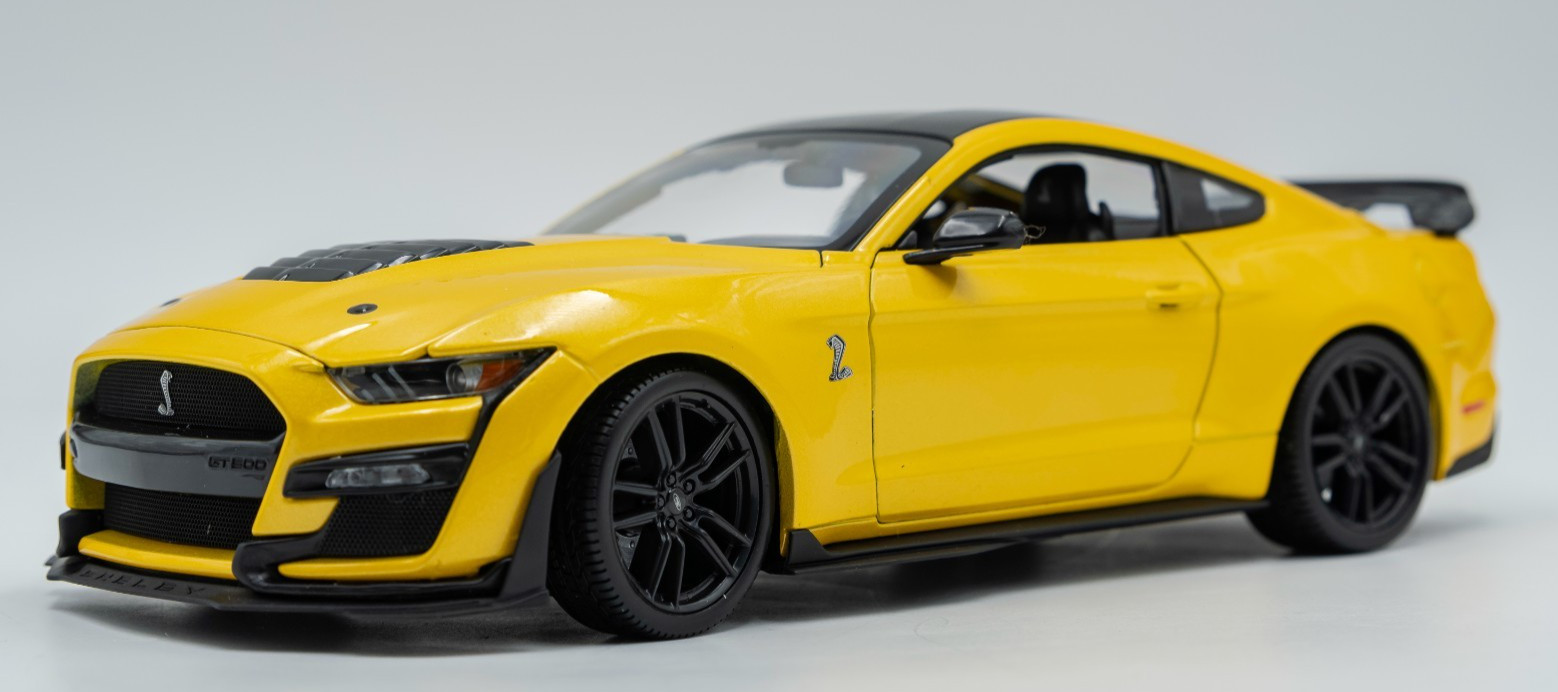 Maisto 1:18 Scale Special Edition – 2020 Mustang Shelby GT 500 Metallic Yellow