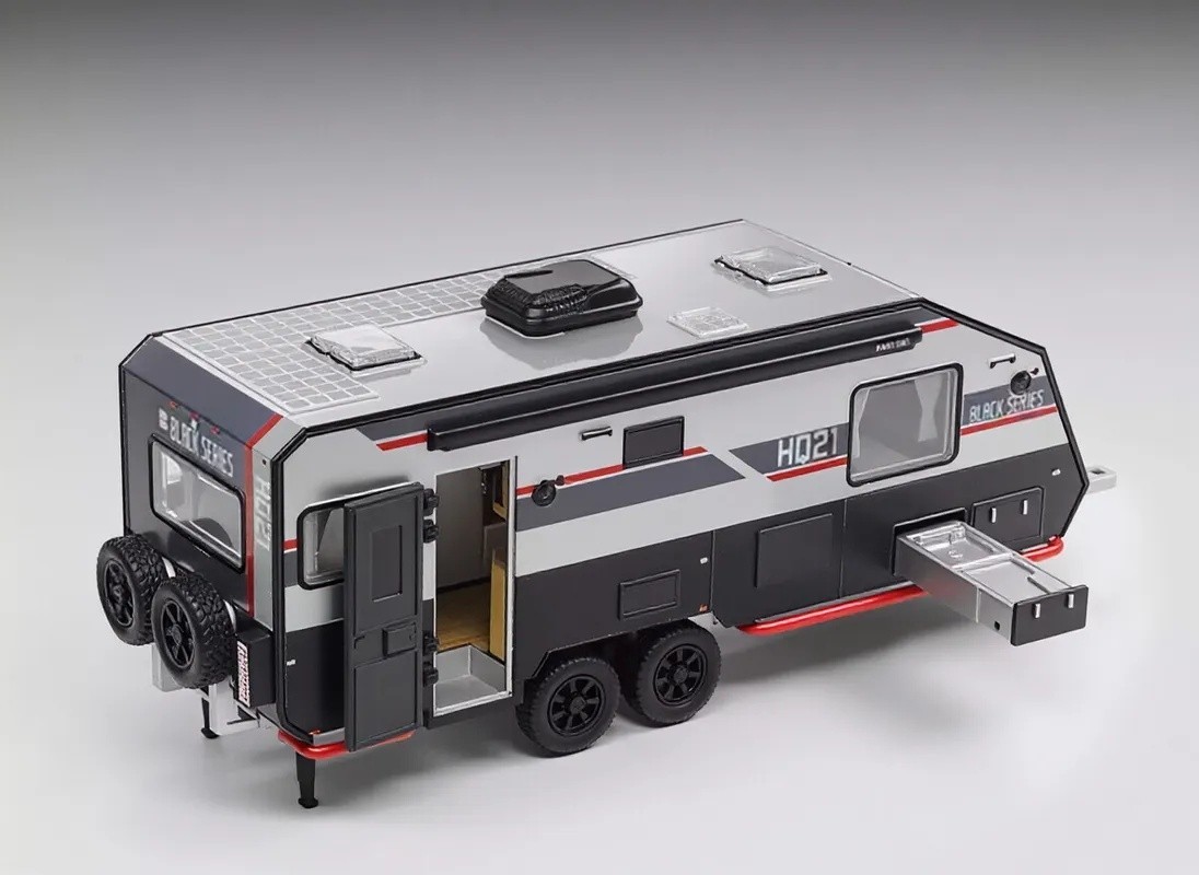 XCARTOYS 1:64 Black Series HQ21 Off Road Trailer RV Model Diecast Metal Car