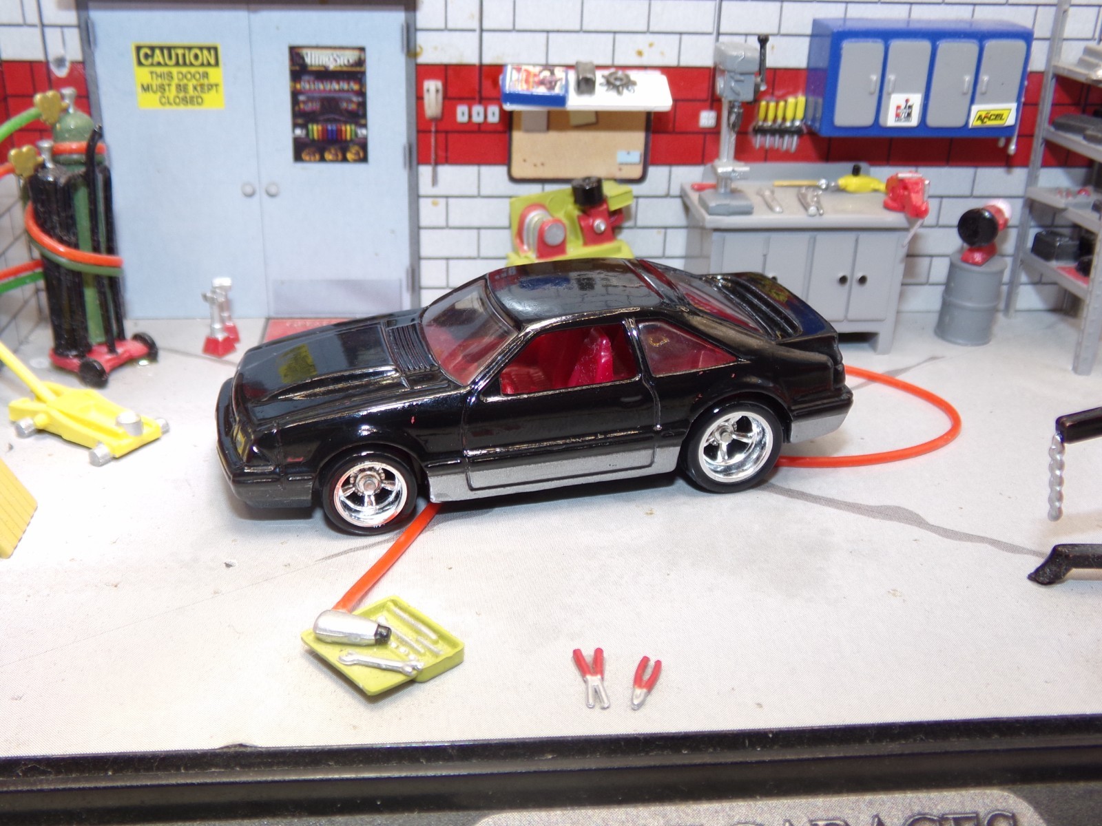Hot Wheels 92 FORD MUSTANG CUSTOM Super Real Riders Wheel Swap