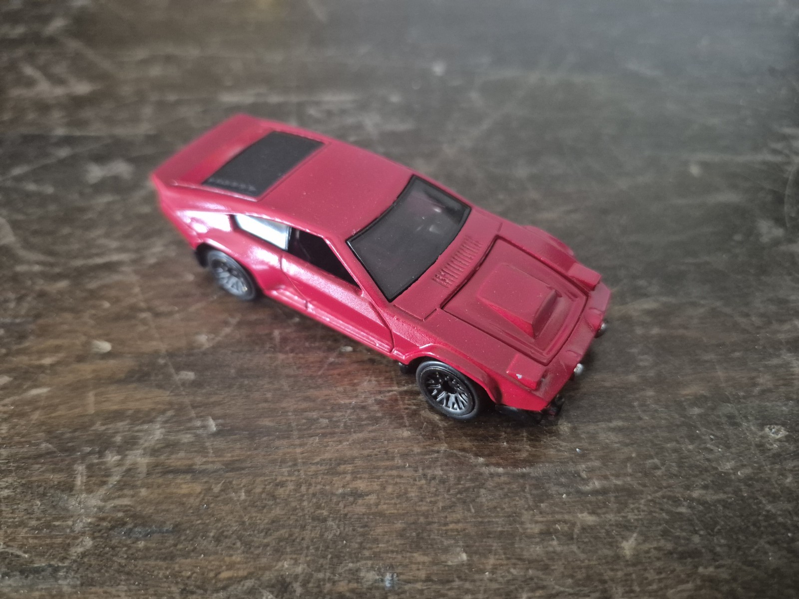 Custom 1/64 Dimachinni Veloce – Clean Red Build – Hot Wheels Custom