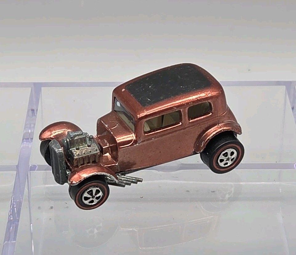 1968 Hot Wheels Redline Classic ’32 Ford Vicky Copper US