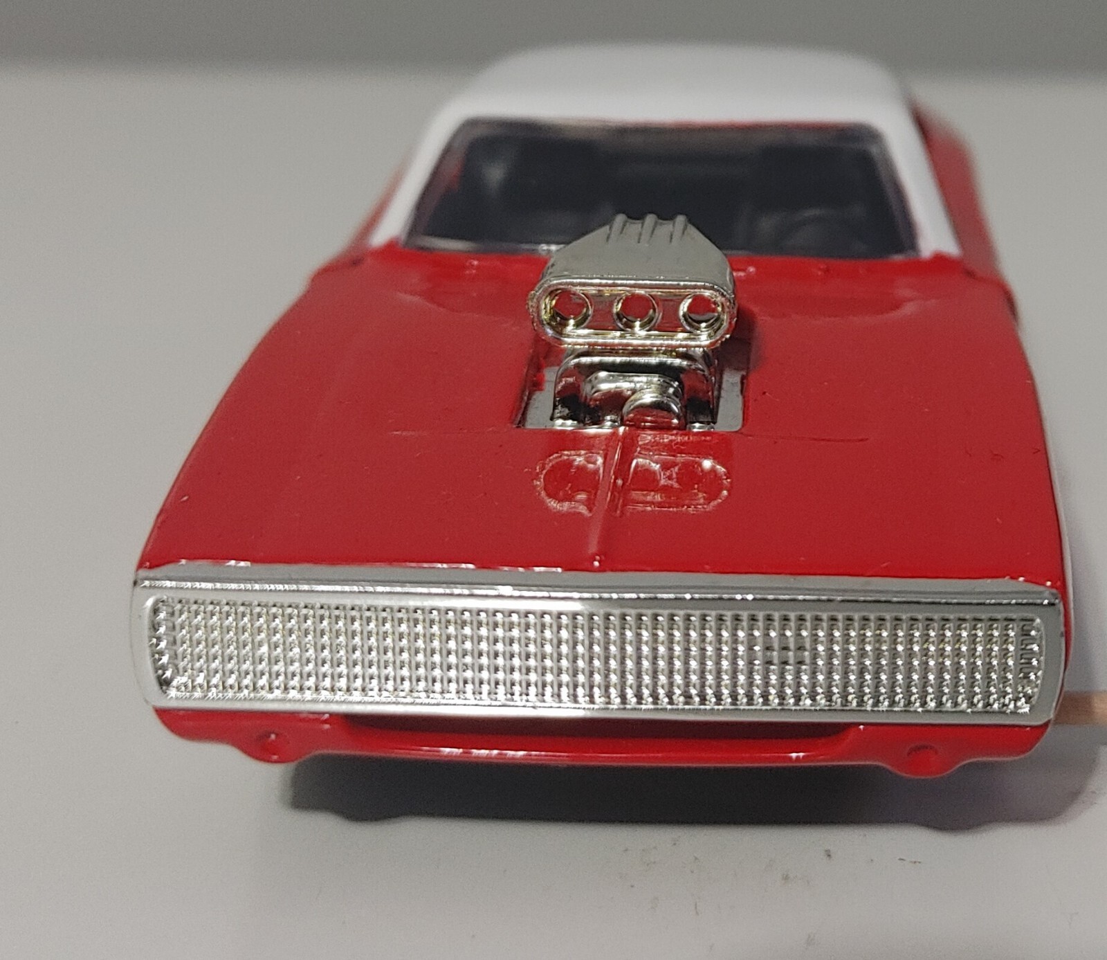 Jada Toys #30619 1:32 Scale 1970 Dodge Charger Red