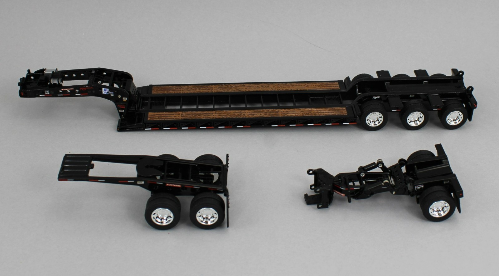 DCP 1:64 *BLACK & BLUE* Peterbilt 389 36″ Flattop HEAVY HAUL Lowboy Jeep Stinger