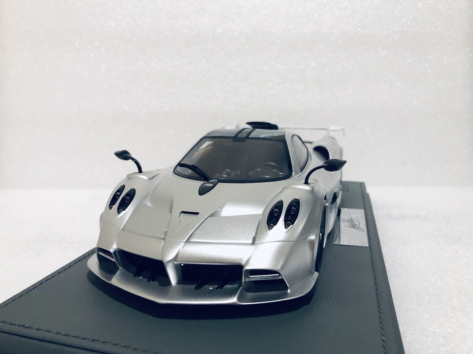 1/18 BBR Pagani Imola Titanium Matt Silver limited 200 PCs with case
