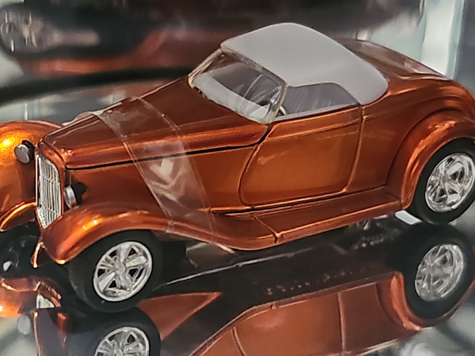 Vntg 2003 Hot Wheels Oil Can Drop Tops Series 0032 Roadster 1:64 Diecast Car 4/4