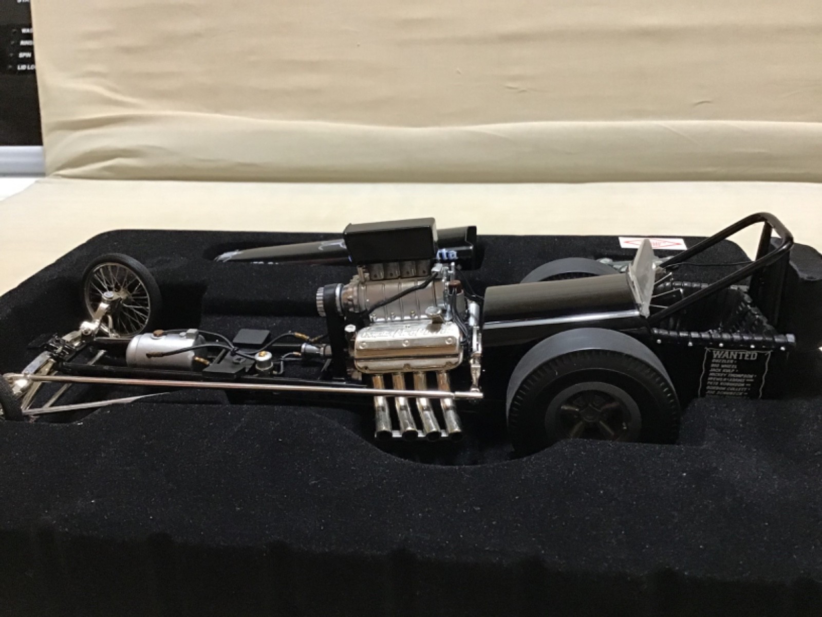 KALITTA CONNIE FRONT ENGINE BOUNTY HUNTER DIECAST DRAGSTER 1/18 GMP NHRA 14005