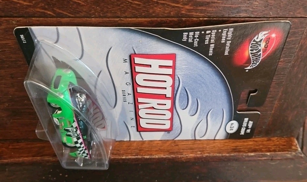 Hot Wheels Magazine Series ” HOT ROD” & “ROD and CUSTOM” (#256)