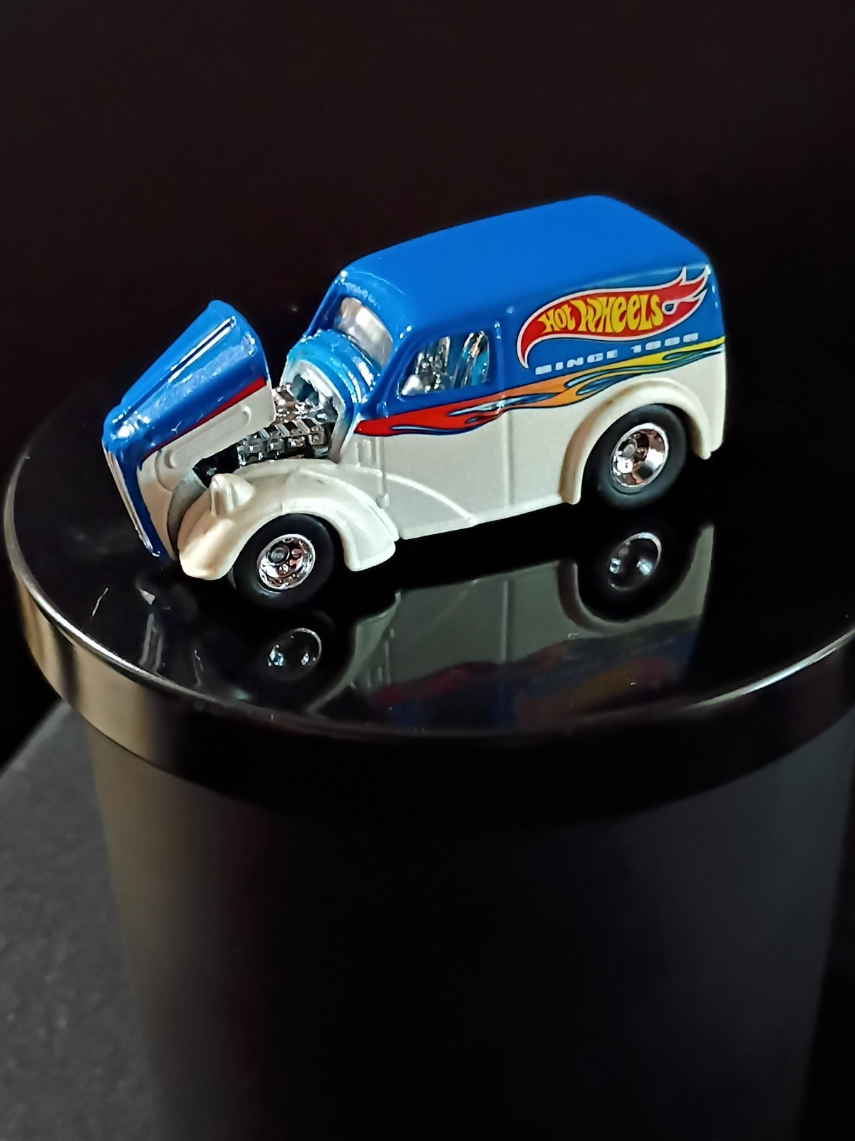 🔥🔥🔥🔥Hot Wheels Rod Custom Ford Anglia Panel Delivery Van Blue HW Logo 🔥🔥🔥