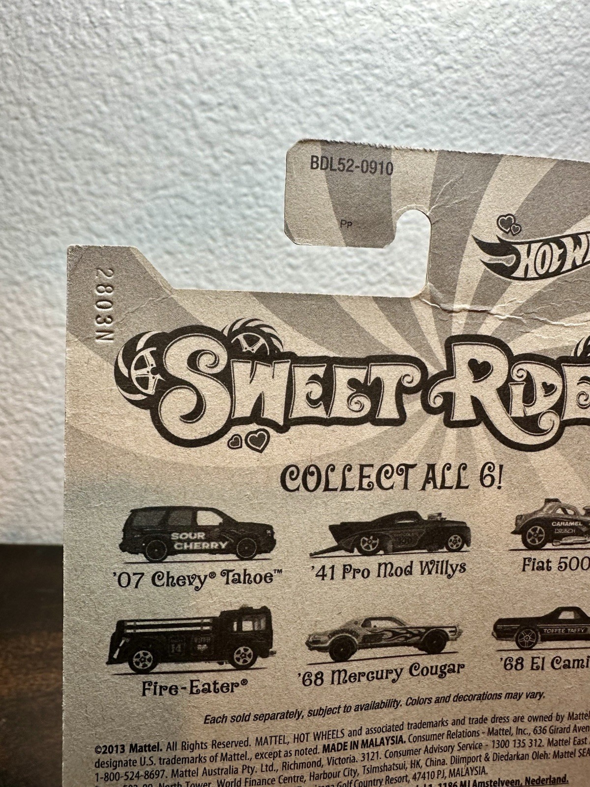 Hot Wheels Kroger Valentines Day Sweet Rides ’07 Chevy Tahoe Sour Cherry