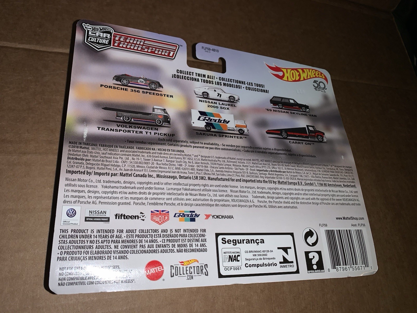 2018 Hot Wheels Team Transport Nissan Laurel 2000 SGX Sakura Sprinter New