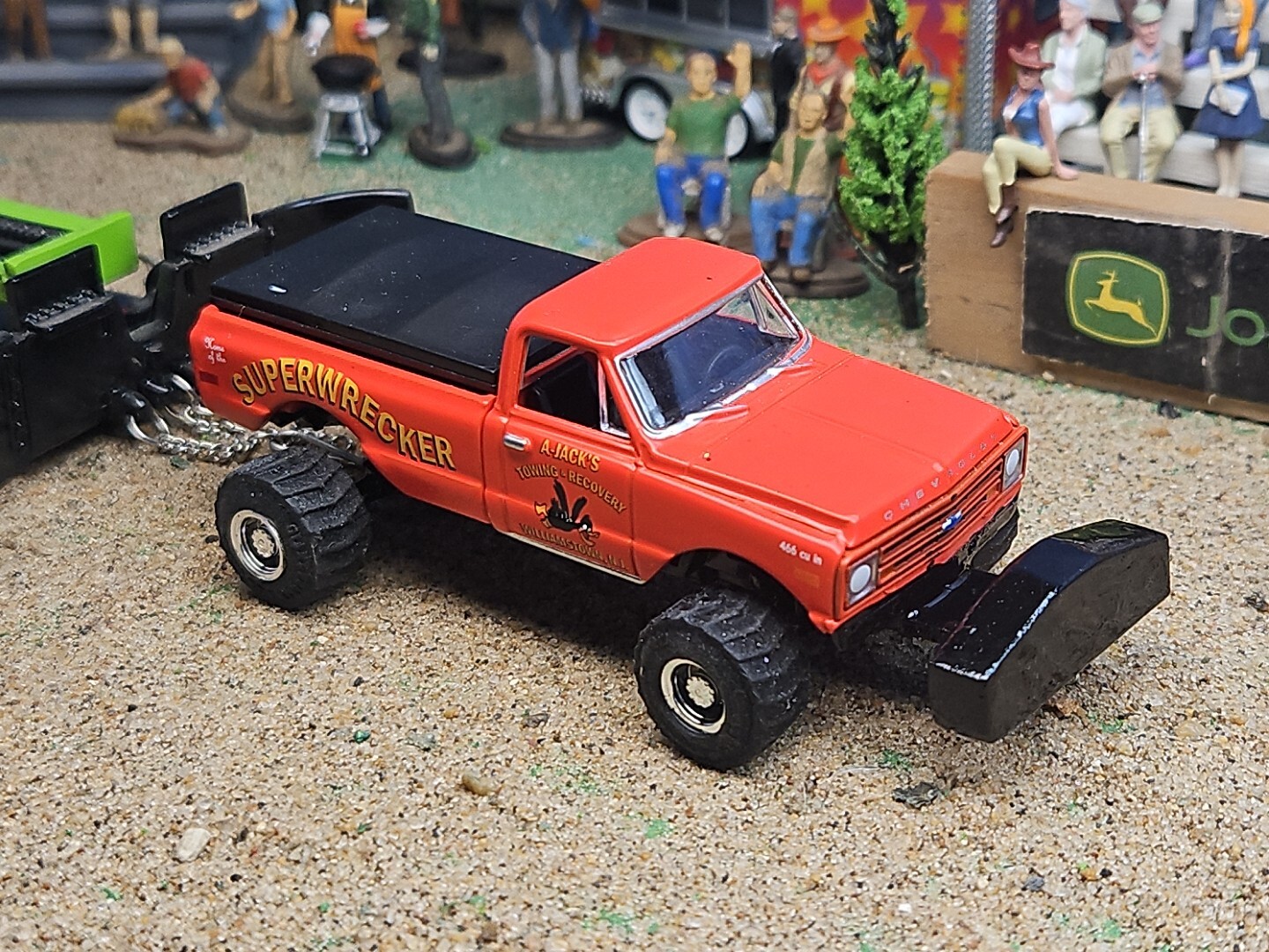 CUSTOM BUILT 1:64 C10 GreenLight 1968 HOT ROD PULLING TRUCK puller CHEVEROLETdcp
