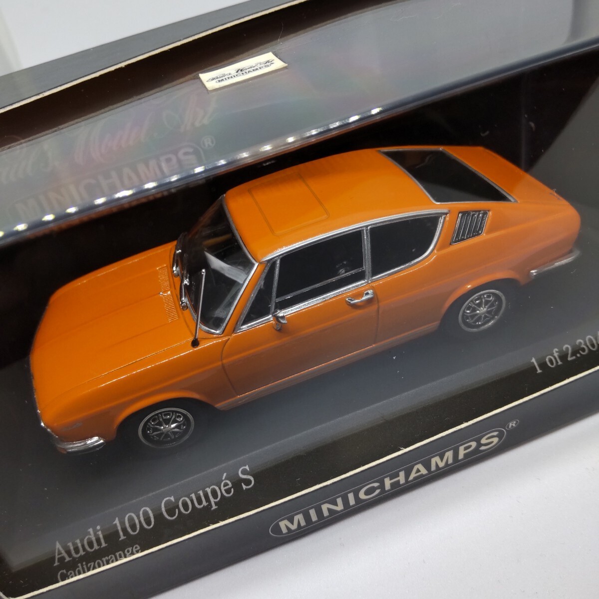 Minichamps 1/43 scale diecast car Audi 100 coupe S Orange 1969~1975 minichamps