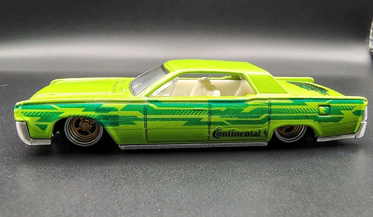 Custom Hot Wheels 64 Lincoln Continental Lime Green 4SP2T Wheels NoScalpCustoms