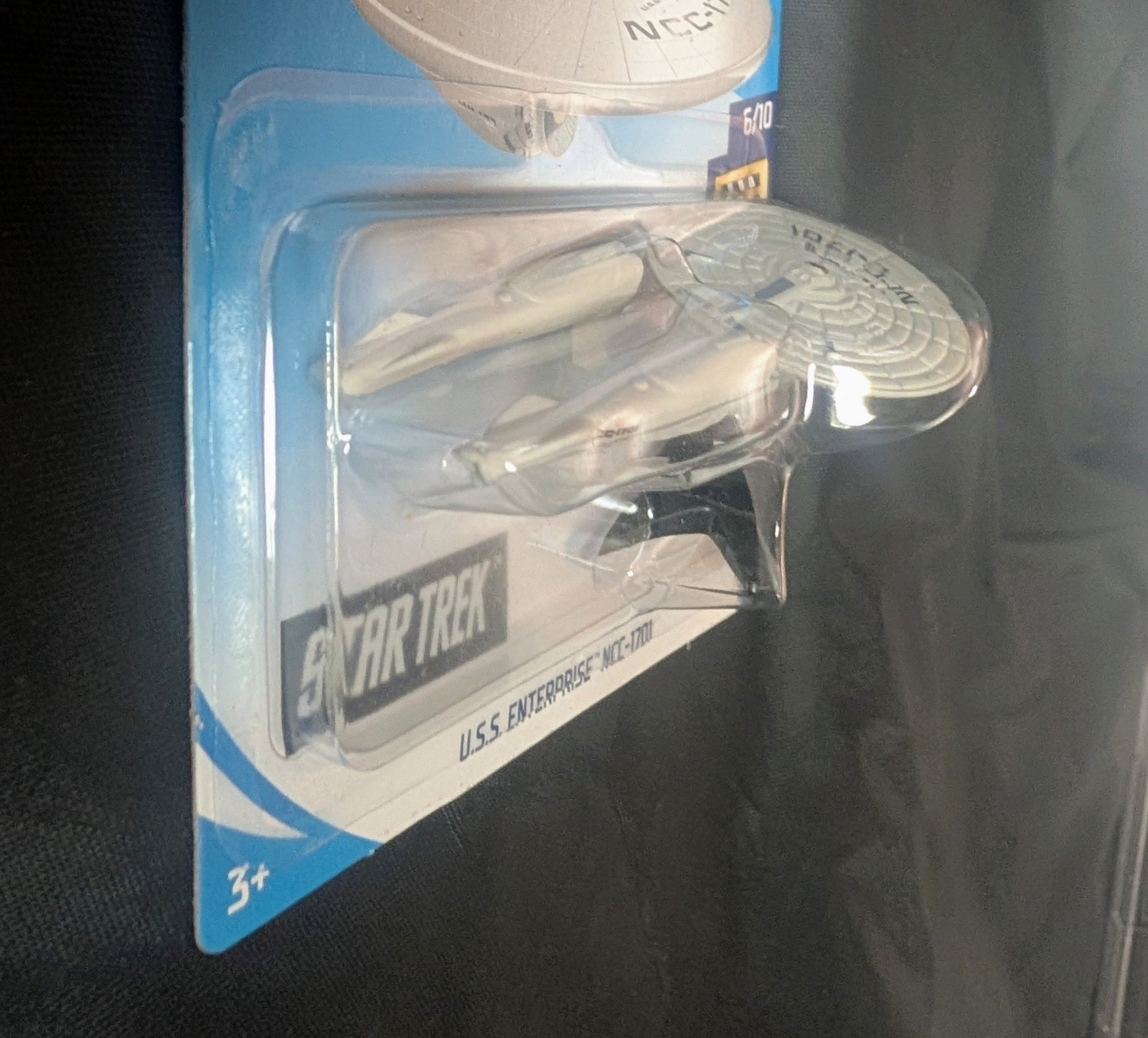 Hot Wheels Star Trek USS Enterprise NCC-1701 White With Stand And Protector Case