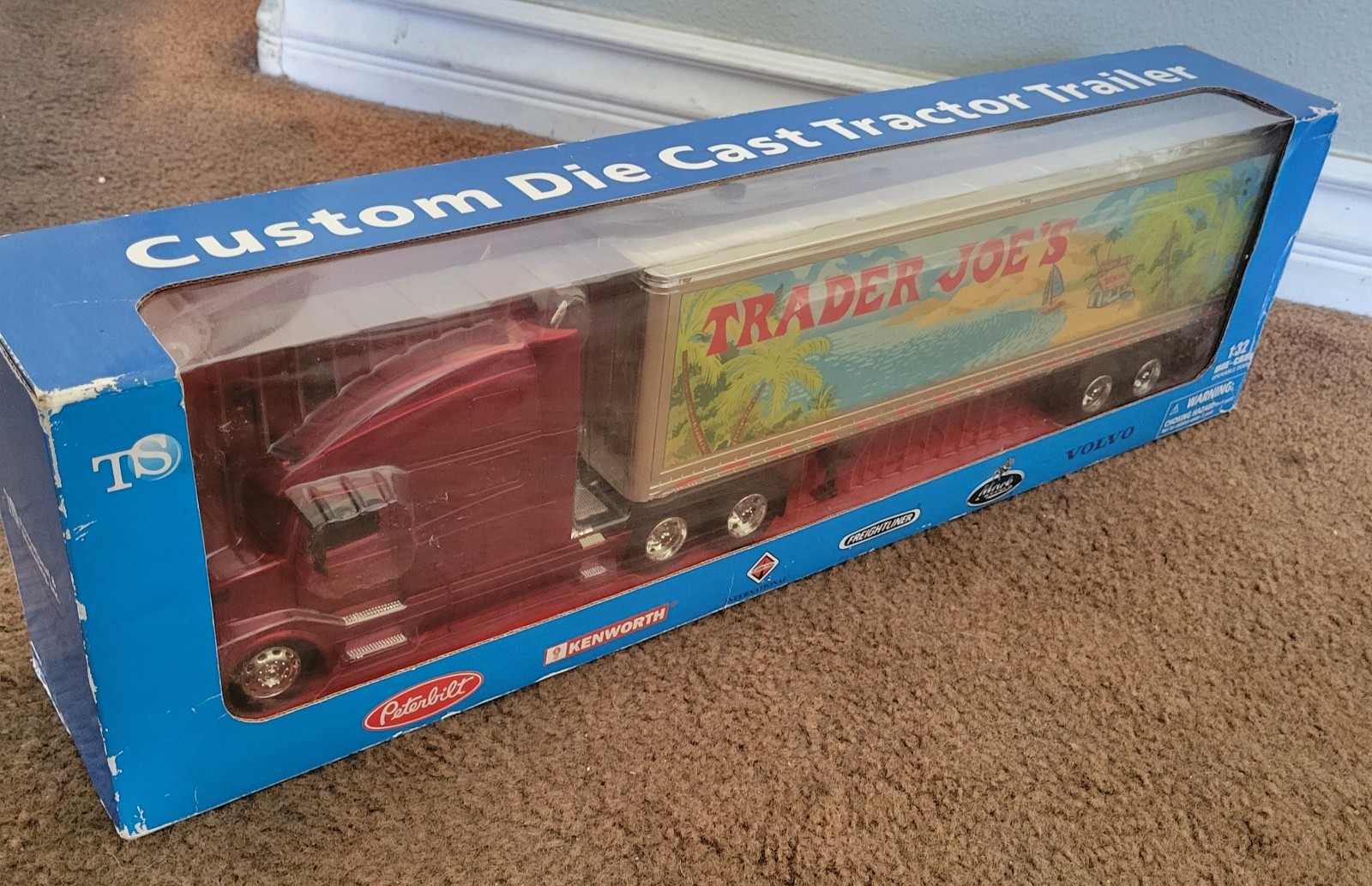 Rare Trader Joe’s 1:32 Volvo Diecast Big Rig Truck & Trailer Limited Edition