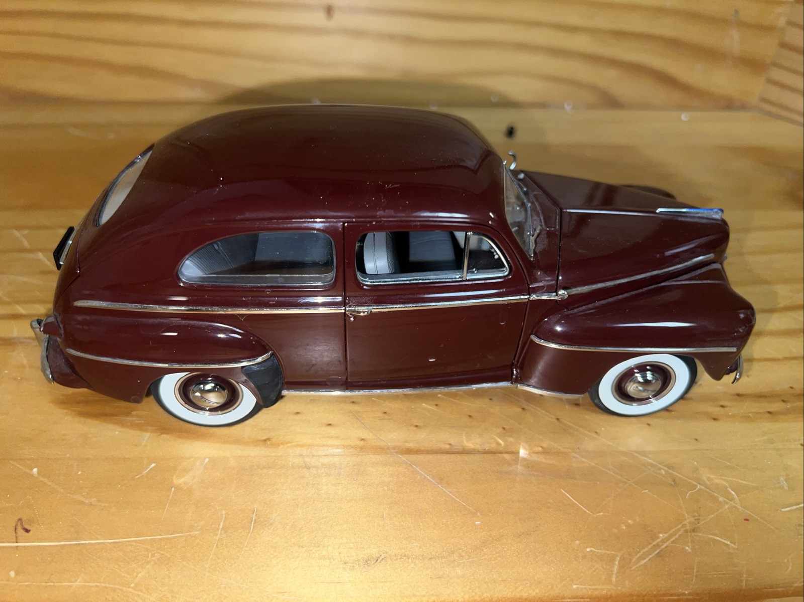 1947 Ford Super Deluxe Tudor Sedan Monsoon Maroon Danbury Mint Diecast Replica
