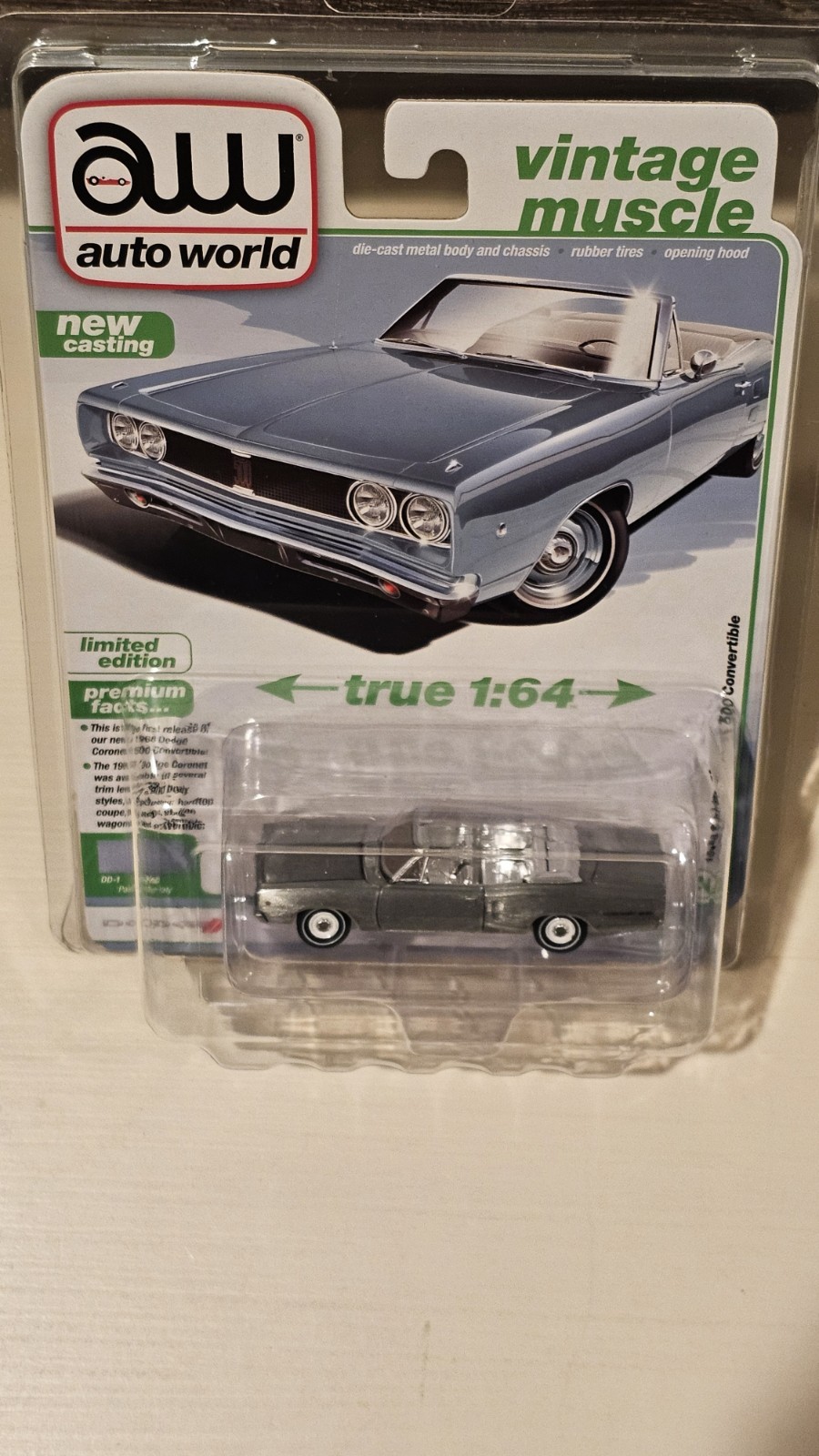 Auto World Ultra Raw CHASE /10 WORLDWIDE 1968 Dodge Coronet 500 Conv 1:64
