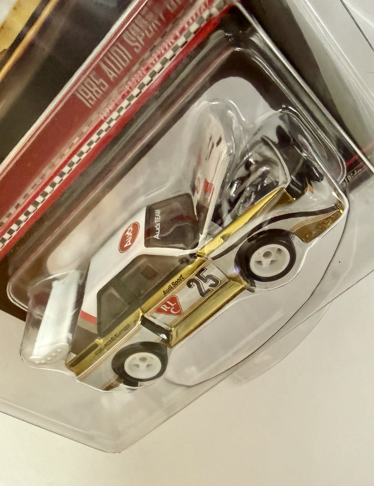Hot Wheels RLC Club 1985 Audi Sport Quattro S1 Real Riders 1:64 White/Gold