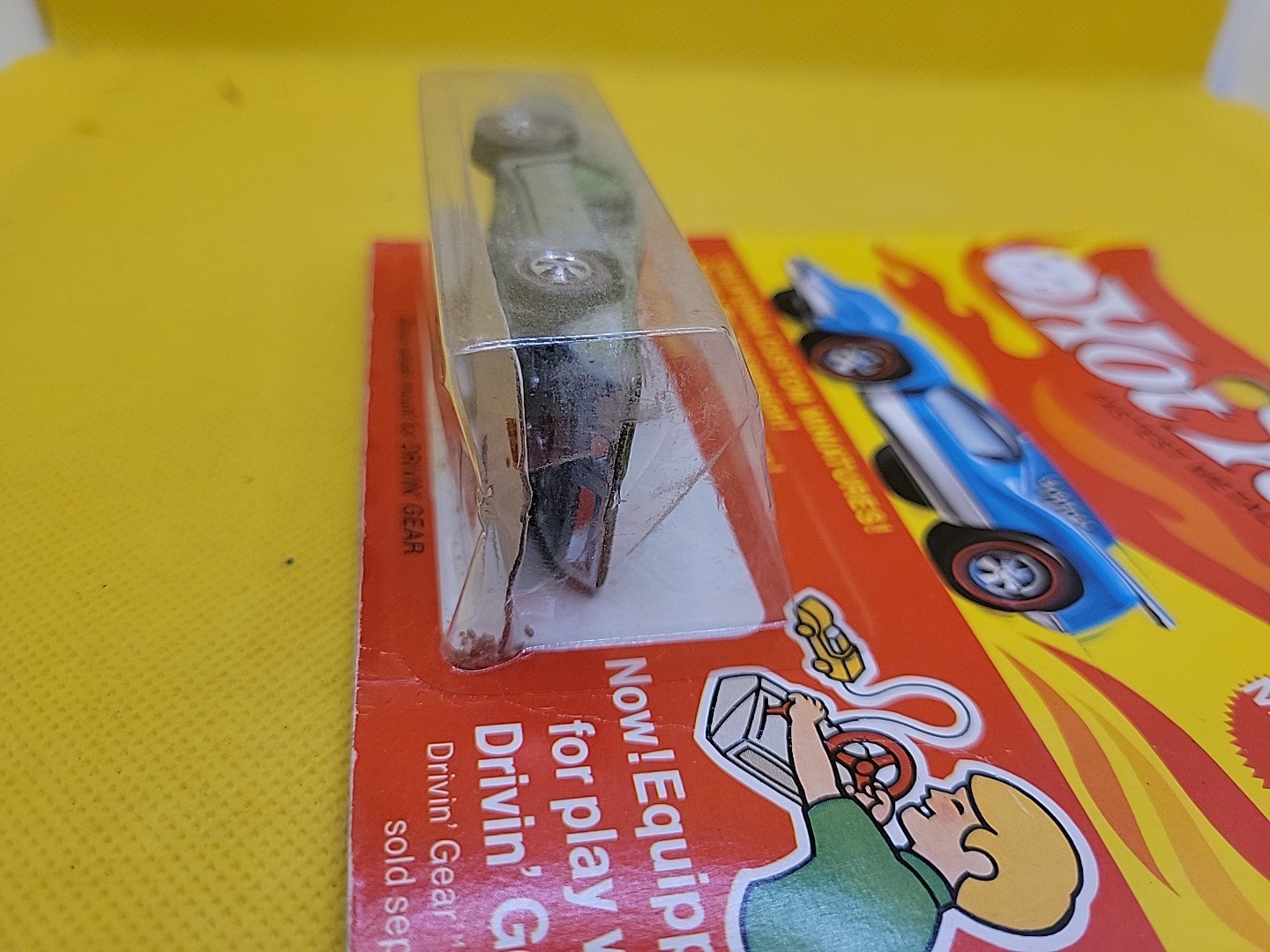 Hot Wheels Red Lines Light Green Side Kick on Card With Protector