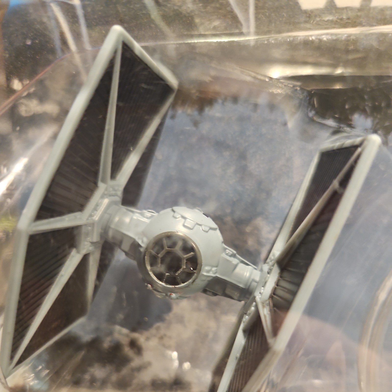 2014 Hot Wheels Star Wars Starships Tie Fighter Flight Stand